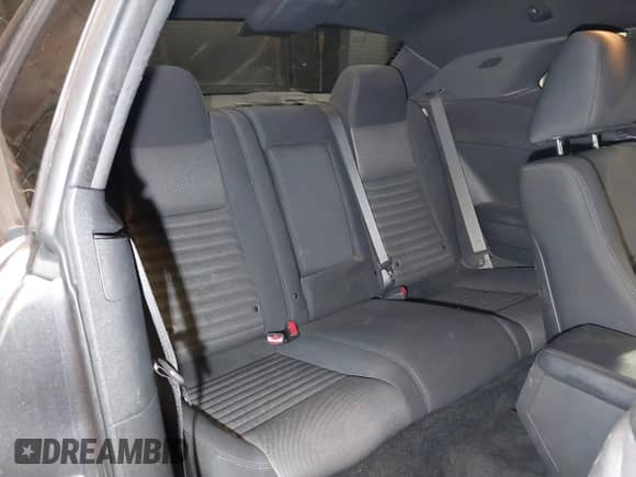 2013 Dodge Challenger SXT с VIN 2C3CDYAG5DH593050, выставлен на аукционе IAAI как лот 43392807 с пробегом 163 707 миль миль и . История ставок и продаж доступна на DreamBid. Изображение 8.