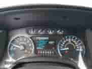 2012 Ford F-150 XLT z VIN 1FTFX1EF8CFB49783, wystawiony jako IAAI lot #43511673 z przebiegiem 109 393 mil mil oraz . Historia ofert i sprzedaży dostępna na DreamBid. Obrazek 7.