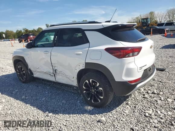 2023 Chevrolet TrailBlazer LT with VIN KL79MRSL7PB200649, listed as a Copart auction lot 84634705 with 31,199 mi miles and Salvage title. Bid and sale history available at DreamBid. Image 2.