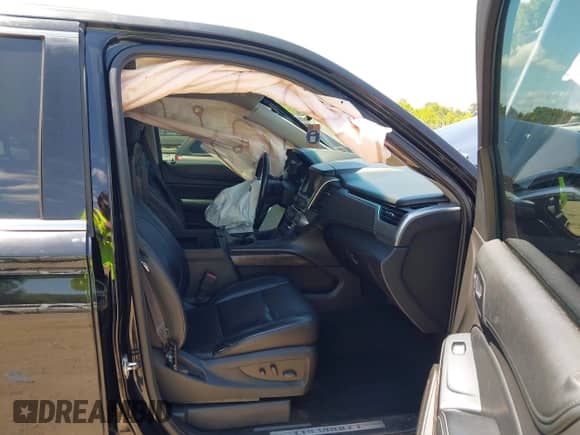 2016 Chevrolet Suburban LT с VIN 1GNSCHKC4GR254619, выставлен на аукционе IAAI как лот 42834290 с пробегом 177 840 миль миль и . История ставок и продаж доступна на DreamBid. Изображение 5.