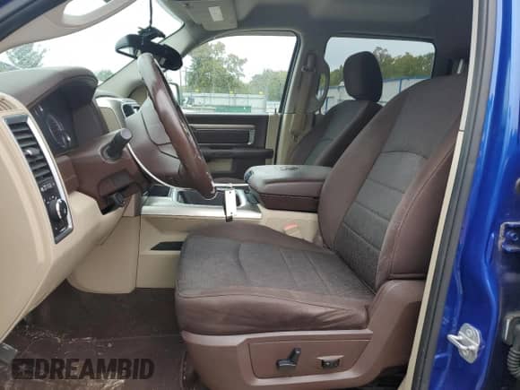 2016 Ram 1500 Outdoorsman z VIN 1C6RR7LT6GS175239, wystawiony jako Copart lot #86280815 z przebiegiem 75 286 mil mil oraz Szkoda całkowita • Salvage title. Historia ofert i sprzedaży dostępna na DreamBid. Obrazek 7.