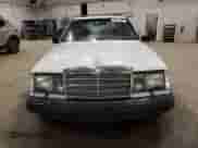 1987 Mercedes-Benz 300 с VIN WDBEB93D9HF036375, выставлен на аукционе Copart как лот 85326994 с пробегом 175 986 миль миль и Списание • Salvage title. История ставок и продаж доступна на DreamBid. Изображение 5.