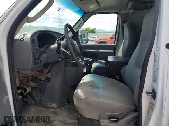 2007 Ford Econoline Cargo Commercial с VIN 1FTNE24L17DB45932, выставлен на аукционе Copart как лот 61585365 с пробегом 350 153 миль миль и Чистый • Clean title. История ставок и продаж доступна на DreamBid. Изображение 7.