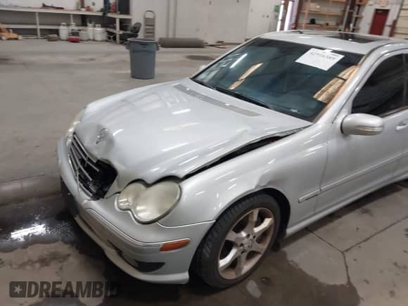 2007 Mercedes-Benz C 230 Sport with VIN WDBRF52H67F859122, listed as a IAAI auction lot 42916389 with 157,115 mi miles and . Bid and sale history available at DreamBid. Image 18.