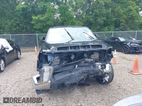 2018 Toyota Tundra SR с VIN 5TFUW5F19JX725912, выставлен на аукционе IAAI как лот 42437463 с пробегом 193 630 миль миль и . История ставок и продаж доступна на DreamBid. Изображение 12.