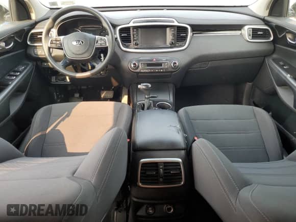 2019 Kia Sorento LX with VIN 5XYPGDA50KG488259, listed as a Copart auction lot 67417655 with 75,277 mi miles and Non repairable. Bid and sale history available at DreamBid. Image 8.