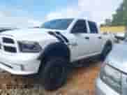 2013 Ram 1500 Express z VIN 1C6RR7KT4DS575071, wystawiony jako IAAI lot #43307867 z przebiegiem 287 854 mil mil oraz . Historia ofert i sprzedaży dostępna na DreamBid. Obrazek 14.