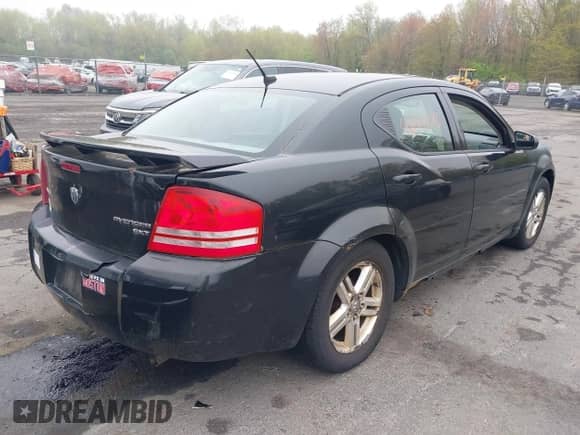 2009 Dodge Avenger SXT с VIN 1B3LC56B39N541135, выставлен на аукционе IAAI как лот 42178873 с пробегом Не указан миль и . История ставок и продаж доступна на DreamBid. Изображение 4.
