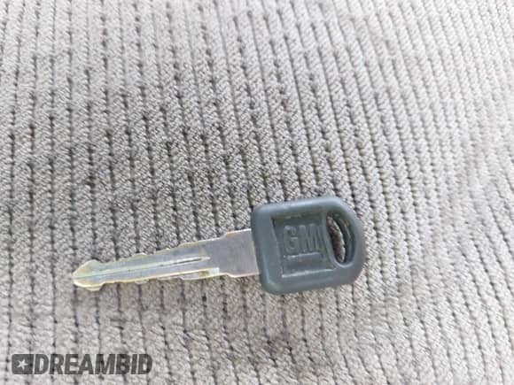 1999 Chevrolet Tahoe Z71 с VIN 1GNEK13R0XJ404878, выставлен на аукционе IAAI как лот 43099125 с пробегом 207 902 миль миль и . История ставок и продаж доступна на DreamBid. Изображение 11.