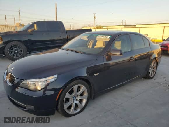 2008 BMW 5 Series 535i с VIN WBANW13588CZ84975, выставлен на аукционе Copart как лот 87480255 с пробегом 173 107 миль миль и Чистый • Clean title. История ставок и продаж доступна на DreamBid. Изображение 1.