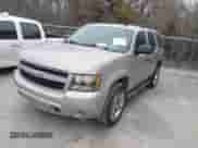 2009 Chevrolet Tahoe LS с VIN 1GNFC13C39R285063, выставлен на аукционе IAAI как лот 41367429 с пробегом 193 969 миль миль и . История ставок и продаж доступна на DreamBid. Изображение 2.