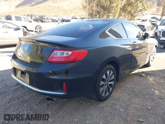2013 Honda Accord EX with VIN 1HGCT1A76DA007929, listed as a IAAI auction lot 41297433 with 123,121 mi miles and . Bid and sale history available at DreamBid. Image 4.