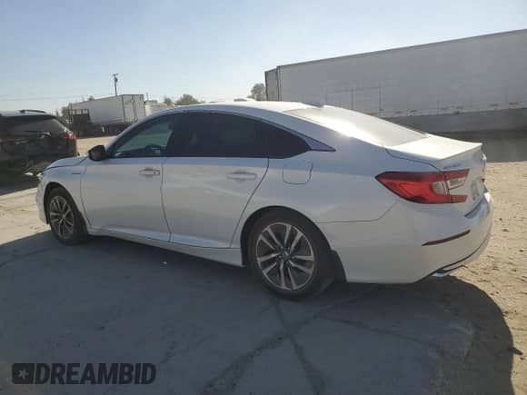 2022 Honda Accord с VIN 1HGCV3F13NA008807, выставлен на аукционе Copart как лот 71133144 с пробегом 51 878 миль миль и Списание • Salvage title. История ставок и продаж доступна на DreamBid. Изображение 2.