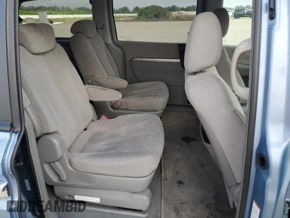 2007 Hyundai Entourage GLS с VIN KNDMC233X76029345, выставлен на аукционе Copart как лот 87003264 с пробегом 162 714 миль миль и Списание • Salvage title. История ставок и продаж доступна на DreamBid. Изображение 12.