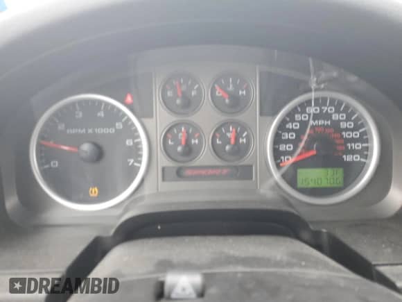 2007 Ford F-150 XLT with VIN 1FTRW12W07KD43757, listed as a Copart auction lot 87949655 with 154,070 mi miles and Salvage title. Bid and sale history available at DreamBid. Image 9.