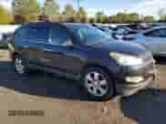 2012 Chevrolet Traverse 1LT z VIN 1GNKVGED2CJ212404, wystawiony jako Copart lot #83753315 z przebiegiem 202 648 mil mil oraz Szkoda całkowita • Salvage title. Historia ofert i sprzedaży dostępna na DreamBid. Obrazek 4.