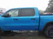 2025 Ram 1500 Rebel z VIN 1C6SRFLP0SN578395, wystawiony jako IAAI lot #43230495 z przebiegiem 32 399 mil mil oraz . Historia ofert i sprzedaży dostępna na DreamBid. Obrazek 14.