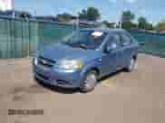 2007 Chevrolet Aveo LS z VIN KL1TD56697B132240, wystawiony jako IAAI lot #43153832 z przebiegiem 92 394 mil mil oraz . Historia ofert i sprzedaży dostępna na DreamBid. Obrazek 17.