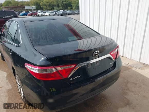 2017 Toyota Camry XSE with VIN 4T1BF1FK4HU307922, listed as a IAAI auction lot 43448567 with 194,931 mi miles and . Bid and sale history available at DreamBid. Image 3.
