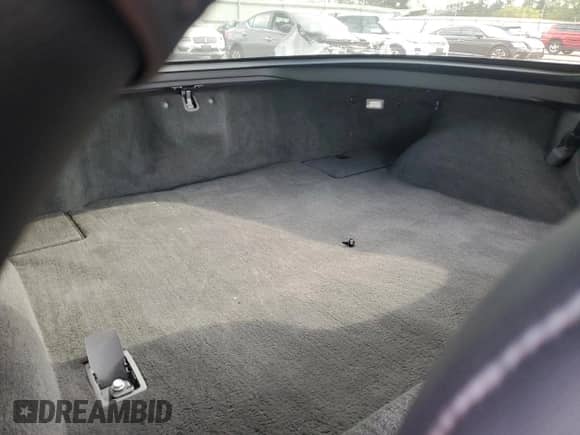 2007 Chevrolet Corvette Z06 с VIN 1G1YY26E975113252, выставлен на аукционе Copart как лот 82185975 с пробегом 36 774 миль миль и Списание • Salvage title. История ставок и продаж доступна на DreamBid. Изображение 10.