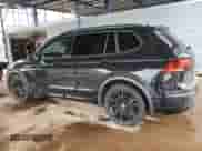 2022 Volkswagen Tiguan SE R-Line Black с VIN 3VVCB7AX3NM098362, выставлен на аукционе Copart как лот 81619285 с пробегом 32 488 миль миль и Списание • Salvage title. История ставок и продаж доступна на DreamBid. Изображение 2.