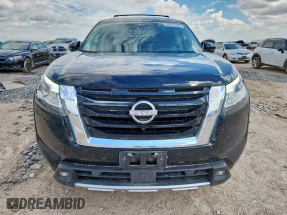 2022 Nissan Pathfinder Platinum with VIN 5N1DR3DH8NC205382, listed as a Copart auction lot 62214595 with 48,270 mi miles and Clean title. Bid and sale history available at DreamBid. Image 5.