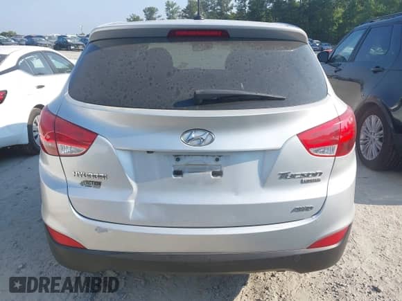 2013 Hyundai Tucson GLS with VIN KM8JUCAC4DU729468, listed as a IAAI auction lot 43157791 with 155,911 mi miles and . Bid and sale history available at DreamBid. Image 16.