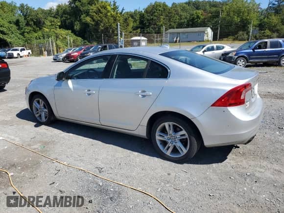 2015 Volvo S60 T5 Drive-E Premier with VIN YV126MFK7F1336135, listed as a Copart auction lot 71584045 with Not provided miles and Clean title. Bid and sale history available at DreamBid. Image 2.