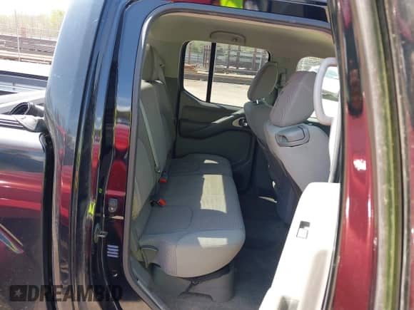 2010 Nissan Frontier Pro-4X with VIN 1N6AD0EV6AC438063, listed as a IAAI auction lot 41957316 with 219,181 mi miles and . Bid and sale history available at DreamBid. Image 8.