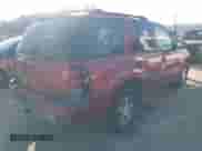 2002 Chevrolet TrailBlazer LS z VIN 1GNDT13S722423460, wystawiony jako IAAI lot #41401201 z przebiegiem 203 385 mil mil oraz . Historia ofert i sprzedaży dostępna na DreamBid. Obrazek 4.