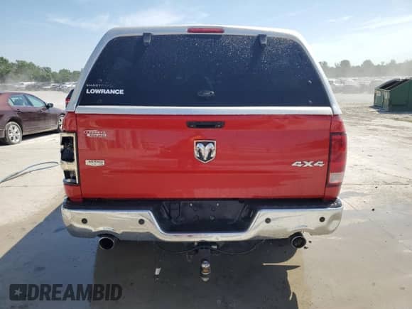 2012 Ram 1500 Laramie z VIN 1C6RD7JT4CS240018, wystawiony jako Copart lot #62178905 z przebiegiem Nie podano mil oraz Nie do naprawy • Non repairable. Historia ofert i sprzedaży dostępna na DreamBid. Obrazek 6.