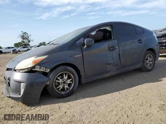 2014 Toyota Prius Two с VIN JTDKN3DUXE0381047, выставлен на аукционе Copart как лот 57120325 с пробегом 282 230 миль миль и Списание • Salvage title. История ставок и продаж доступна на DreamBid. Изображение 1.