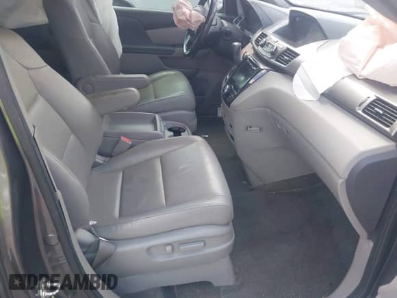 2015 Honda Odyssey Touring Elite с VIN 5FNRL5H98FB099305, выставлен на аукционе IAAI как лот 42880329 с пробегом 203 189 миль миль и . История ставок и продаж доступна на DreamBid. Изображение 5.