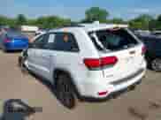 2019 Jeep Grand Cherokee Trailhawk z VIN 1C4RJFLT5KC849653, wystawiony jako IAAI lot #42634813 z przebiegiem 160 722 mil mil oraz . Historia ofert i sprzedaży dostępna na DreamBid. Obrazek 3.