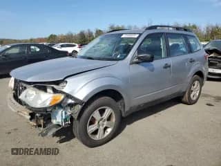 2012 Subaru Forester X z VIN JF2SHABC2CH466521, wystawiony jako Copart lot #72006685 z przebiegiem 58 645 mil mil oraz Szkoda całkowita • Salvage title. Historia ofert i sprzedaży dostępna na DreamBid. Obrazek 1.