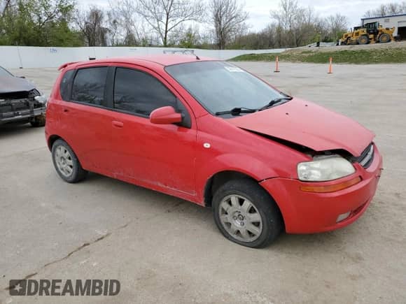 2005 Chevrolet Aveo LT с VIN KL1TG62645B425723, выставлен на аукционе Copart как лот 52811595 с пробегом 231 040 миль миль и Списание • Salvage title. История ставок и продаж доступна на DreamBid. Изображение 4.