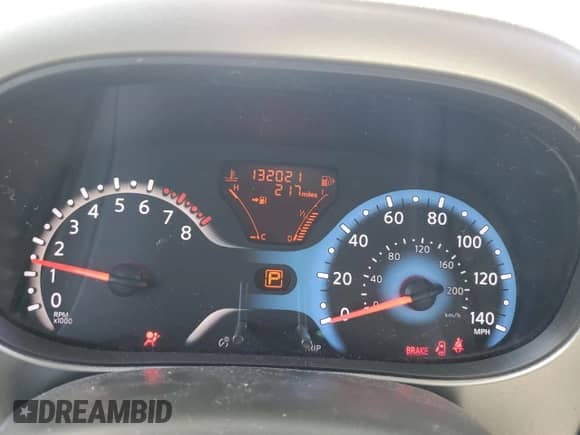 2012 Nissan Cube S z VIN JN8AZ2KR5CT252514, wystawiony jako Copart lot #71184115 z przebiegiem 132 021 mil mil oraz Czysty tytuł • Clean title. Historia ofert i sprzedaży dostępna na DreamBid. Obrazek 9.