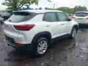 2022 Chevrolet TrailBlazer LS с VIN KL79MNSL1NB026387, выставлен на аукционе IAAI как лот 42292174 с пробегом 42 044 миль миль и . История ставок и продаж доступна на DreamBid. Изображение 4.