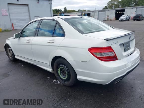 2010 Mercedes-Benz C 300 Sport with VIN WDDGF8BB3AR125040, listed as a IAAI auction lot 43392392 with 135,072 mi miles and . Bid and sale history available at DreamBid. Image 3.