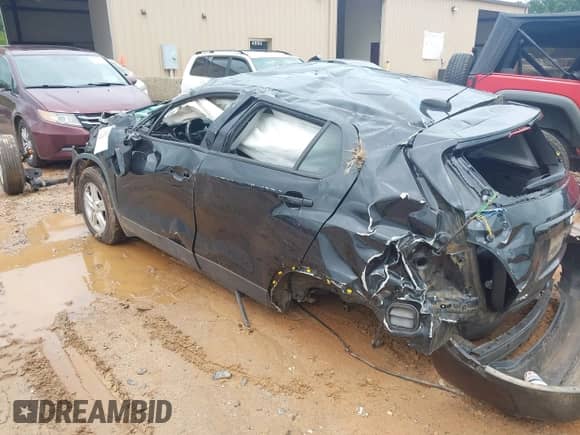 2022 Chevrolet Trax LS with VIN KL7CJKSM8NB544681, listed as a IAAI auction lot 42633379 with 49,110 mi miles and . Bid and sale history available at DreamBid. Image 3.