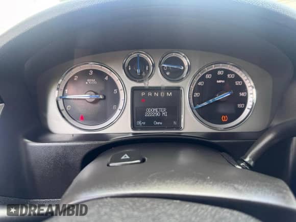 2012 Cadillac Escalade Premium z VIN 1GYS4CEF7CR220872, wystawiony jako Copart lot #86117265 z przebiegiem 222 290 mil mil oraz Czysty tytuł • Clean title. Historia ofert i sprzedaży dostępna na DreamBid. Obrazek 8.