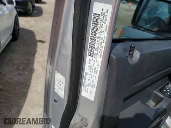 2011 Dodge Nitro SE с VIN 1D4PT2GK1BW587062, выставлен на аукционе Copart как лот 77384584 с пробегом 120 977 миль миль и На запчасти • Non repairable. История ставок и продаж доступна на DreamBid. Изображение 14.