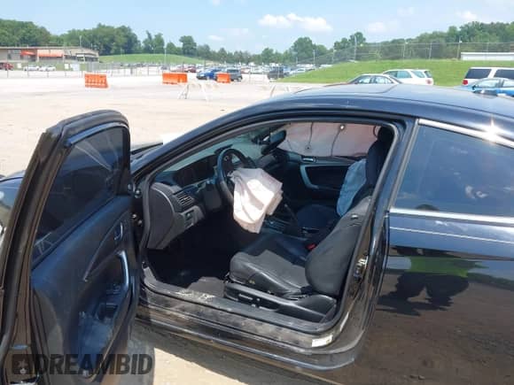 2016 Honda Accord EX-L with VIN 1HGCT1B83GA008628, listed as a IAAI auction lot 42580539 with 101,685 mi miles and . Bid and sale history available at DreamBid. Image 5.