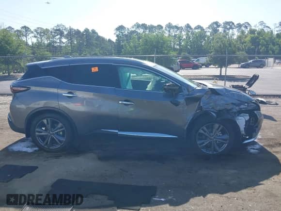 2021 Nissan Murano Platinum with VIN 5N1AZ2DJ4MC108677, listed as a IAAI auction lot 42281779 with 18,166 mi miles and . Bid and sale history available at DreamBid. Image 13.