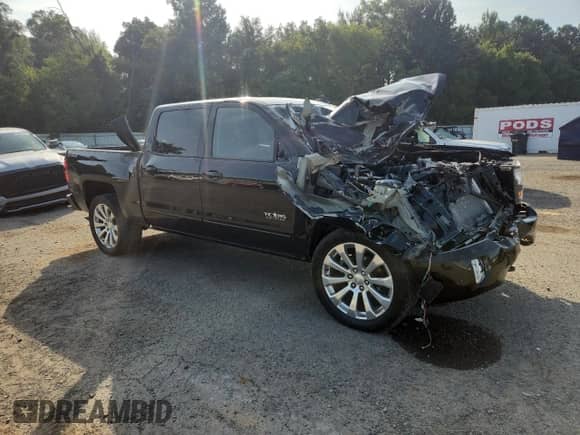2017 Chevrolet Silverado 1500 LT z VIN 3GCUKREC6HG192230, wystawiony jako Copart lot #70720235 z przebiegiem Nie podano mil oraz Szkoda całkowita • Salvage title. Historia ofert i sprzedaży dostępna na DreamBid. Obrazek 4.