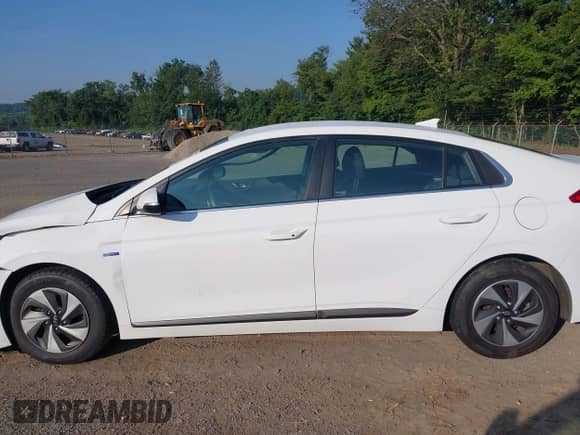 2019 Hyundai Ioniq SEL с VIN KMHC75LC6KU111171, выставлен на аукционе IAAI как лот 42887605 с пробегом 135 520 миль миль и . История ставок и продаж доступна на DreamBid. Изображение 15.