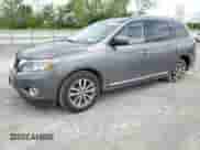 2015 Nissan Pathfinder Platinum with VIN 5N1AR2MM5FC607324, listed as a Copart auction lot 64228585 with 153,548 mi miles and Non repairable. Bid and sale history available at DreamBid. Image 1.