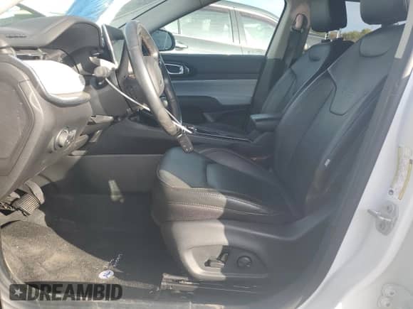 2022 Jeep Compass Limited with VIN 3C4NJDCB7NT214517, listed as a Copart auction lot 82420765 with 16,203 mi miles and Salvage title. Bid and sale history available at DreamBid. Image 7.