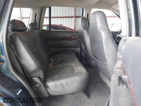 2002 Dodge Durango with VIN 1B8HR58Z32F197654, listed as a IAAI auction lot 41898776 with 214,263 mi miles and . Bid and sale history available at DreamBid. Image 8.