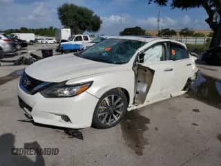 2016 Nissan Altima SV z VIN 1N4AL3APXGC152410, wystawiony jako Copart lot #84980715 z przebiegiem 161 707 mil mil oraz Szkoda całkowita • Salvage title. Historia ofert i sprzedaży dostępna na DreamBid. Obrazek 1.